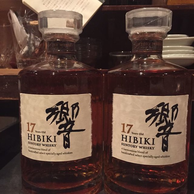 サントリー ブレンデッドウイスキー 響 17年 2本セット 食品/飲料/酒の飲料(その他)の商品写真