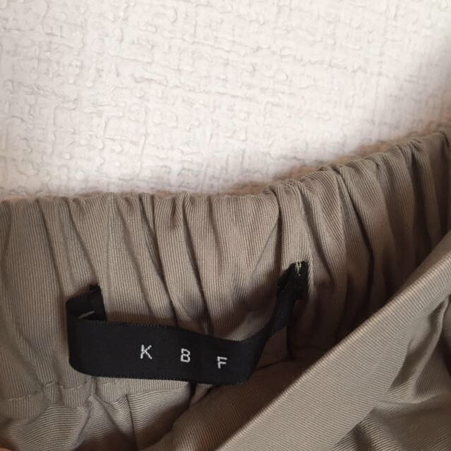 KBF(ケービーエフ)のosmosis KBF フレアスカート レディースのスカート(ミニスカート)の商品写真