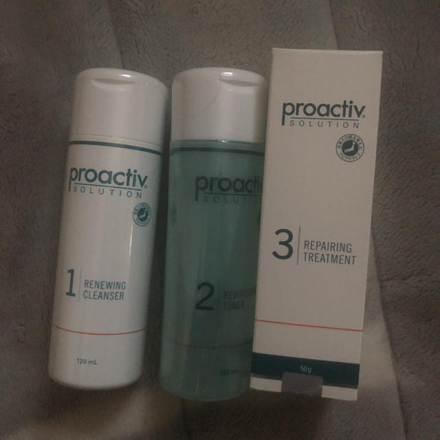 proactiv(プロアクティブ)のOuMさん専用 コスメ/美容のスキンケア/基礎化粧品(美容液)の商品写真