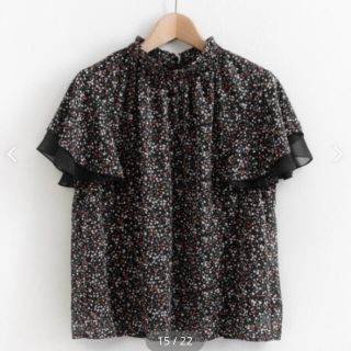 マジェスティックレゴン(MAJESTIC LEGON)の新品 マジェスティックレゴン フラワー ブラウス(シャツ/ブラウス(半袖/袖なし))