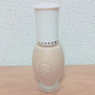 ラデュレ(LADUREE)のおめぐ様専用   ラデュレ リクイドファンデーション10(ファンデーション)