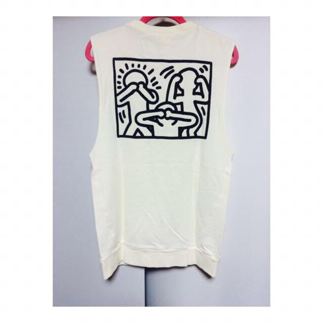 SLY(スライ)の▽ SLY × KeithHaring レディースのトップス(カットソー(半袖/袖なし))の商品写真