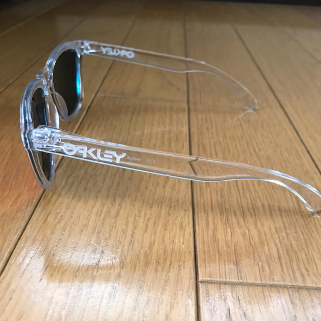 Oakley(オークリー)のOAKLEY サングラス FROGSKINS メンズのファッション小物(サングラス/メガネ)の商品写真