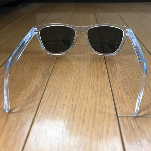 Oakley(オークリー)のOAKLEY サングラス FROGSKINS メンズのファッション小物(サングラス/メガネ)の商品写真