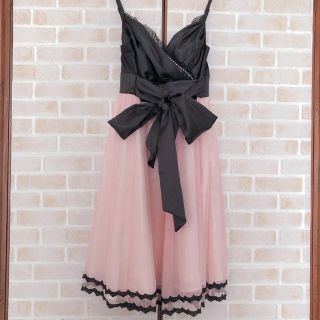 セシルマクビー(CECIL McBEE)の未着用 セシルマクビー  お呼ばれ 結婚式 ドレス ベビーピンク M レディース(ミディアムドレス)