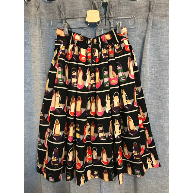 ♡ヒール柄スカート♡ レディースのスカート(ひざ丈スカート)の商品写真
