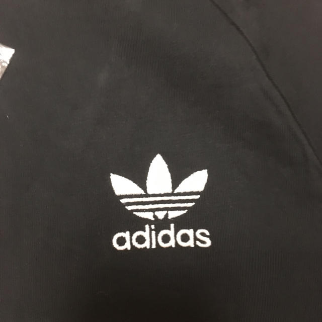 adidas(アディダス)のアディダスオリジナルス 3 STRIPES TEE Tシャツ 新品 国内正規品 メンズのパンツ(その他)の商品写真