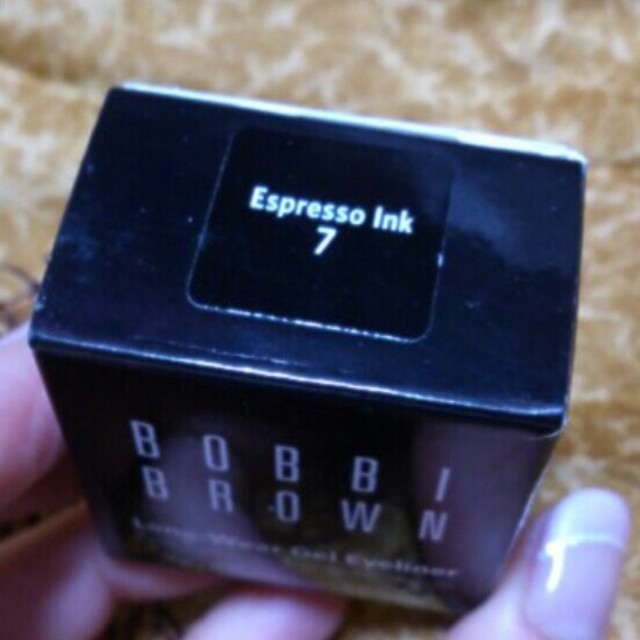 BOBBI BROWN(ボビイブラウン)のBOBBI BROWNジェルアイライナー コスメ/美容のベースメイク/化粧品(その他)の商品写真