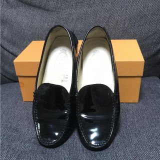 トッズ(TOD'S)のTod's エナメル ドライビングシューズ(その他)