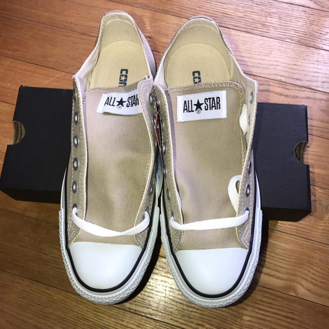 CONVERSE(コンバース)の完売！ 新品未使用  コンバース ベージュ レディースの靴/シューズ(スニーカー)の商品写真