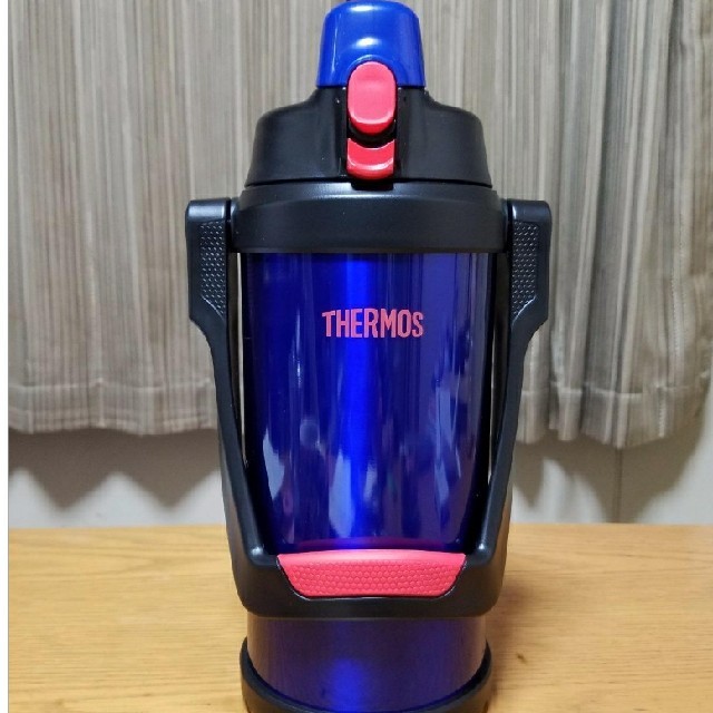 THERMOS(サーモス)のサーモス 真空断熱スポーツジャグ 2.0L ブルー キッズ/ベビー/マタニティの授乳/お食事用品(水筒)の商品写真