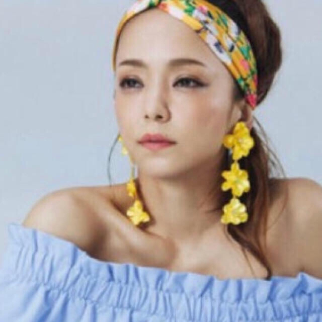 H&M(エイチアンドエム)の値下げH&M 安室奈美恵 コラボ ヘアバンド レディースのヘアアクセサリー(ヘアバンド)の商品写真