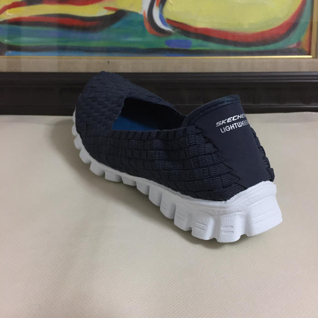 SKECHERS(スケッチャーズ)のスケッチャーズ 新品未使用 レディースの靴/シューズ(スニーカー)の商品写真