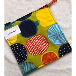 マリメッコ(marimekko)のmarimekko ポットホルダー(収納/キッチン雑貨)