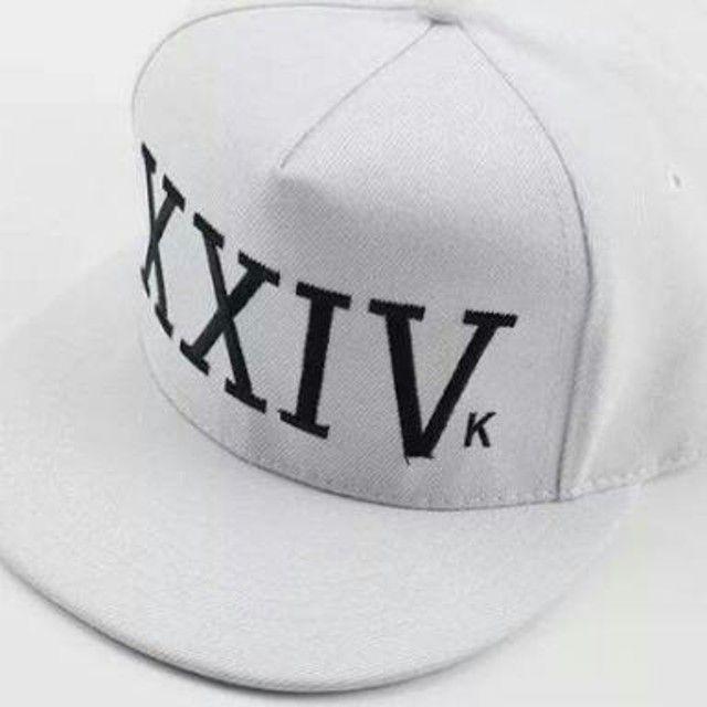 ☆新品☆ブルーノマーズ XXIV K キャップ 白 CAP Bruno Mars その他のその他(その他)の商品写真