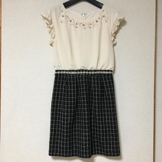 ミッシュマッシュ(MISCH MASCH)のミッシュマッシュ  ウエストパールビジュー切替ドッキングワンピース  M(ひざ丈ワンピース)