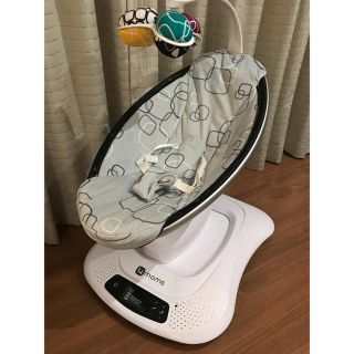 フォーマムズ(4moms)のママルー  4.0 電動バウンサー(その他)