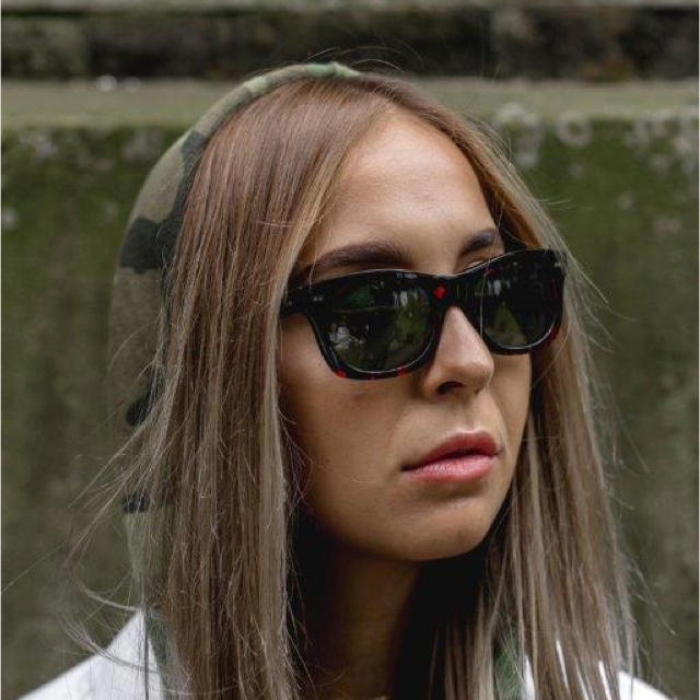 SUPREME シュプリーム サングラス - bookteen.net SUPREME シュプリーム サングラス - bookteen.net