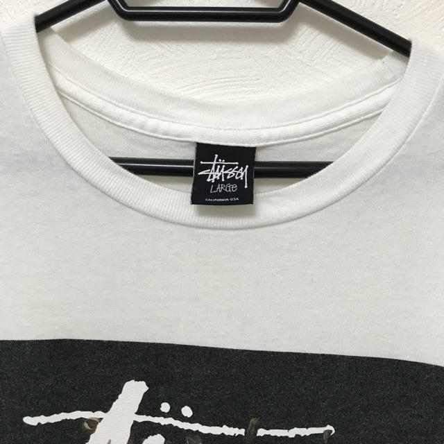 STUSSY(ステューシー)のSTUSSY ステューシー ワールドツアー Tシャツ 花柄 多数出品中 メンズのトップス(Tシャツ/カットソー(半袖/袖なし))の商品写真