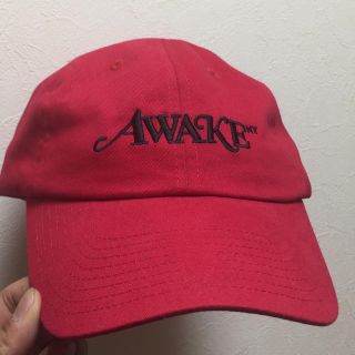 アウェイク(AWAKE)のawake  ny キャップ赤(キャップ)