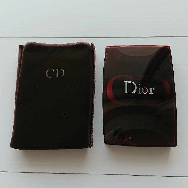 Dior(ディオール)のナツミさま専用 Dior ディオール ブロンズ ルミエール ドール コスメ/美容のベースメイク/化粧品(チーク)の商品写真