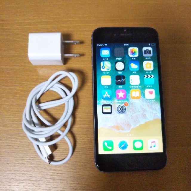 Apple(アップル)のiPhone6 128gb softbank スマホ/家電/カメラのスマートフォン/携帯電話(スマートフォン本体)の商品写真