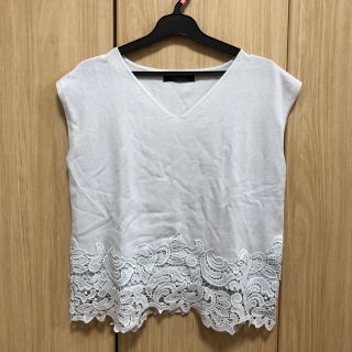 ジャスグリッティー(JUSGLITTY)のジャスグリッティー♡Vネック裾レースニット(カットソー(半袖/袖なし))