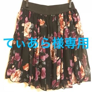 フラワー柄シフォンスカート(ミニスカート)