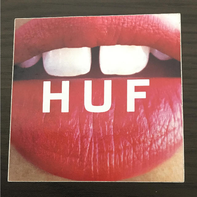 HUF(ハフ)の【縦10cm横10cm】HUF レア ステッカー 自動車/バイクのバイク(ステッカー)の商品写真