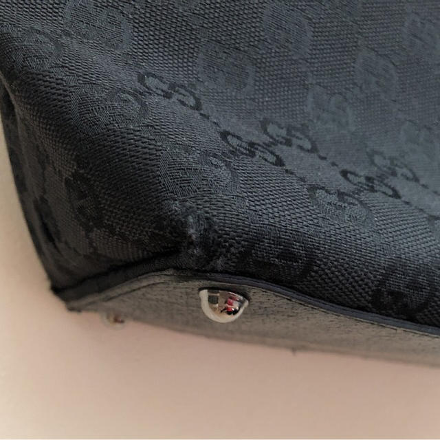 Gucci(グッチ)のグッチ トートバッグ  黒    🛑お値引きしました🛑 レディースのバッグ(トートバッグ)の商品写真