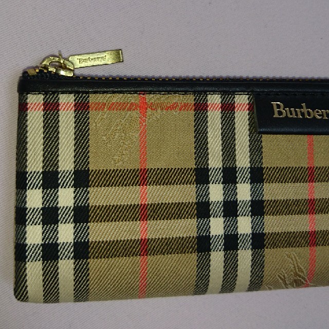 BURBERRY(バーバリー)の未使用★バーバリー BURBERRY★ペンケース インテリア/住まい/日用品の文房具(ペンケース/筆箱)の商品写真