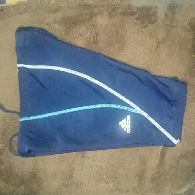 adidas(アディダス)の新品☆adidas水着150サイズ キッズ/ベビー/マタニティのキッズ服男の子用(90cm~)(水着)の商品写真