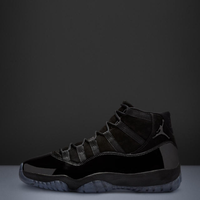 NIKE jordan11 cap and gown 26.0