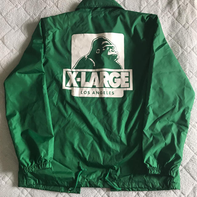 XLARGE(エクストララージ)のXLARGE コーチジャケット グリーン Mサイズ メンズのジャケット/アウター(ナイロンジャケット)の商品写真