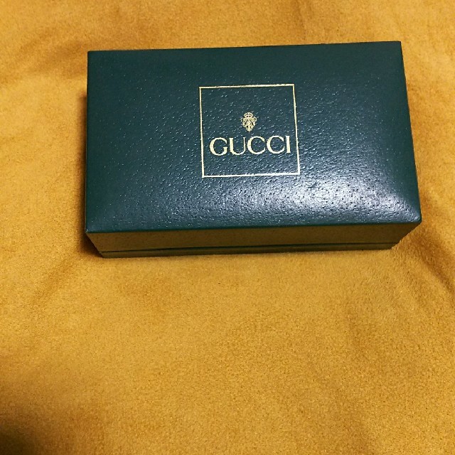 Gucci(グッチ)のGUCCI ベゼル レディースのファッション小物(腕時計)の商品写真