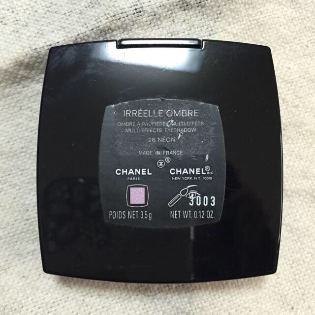 CHANEL(シャネル)の数回のみ使用！シャネル アイシャドウ♡ コスメ/美容のベースメイク/化粧品(その他)の商品写真