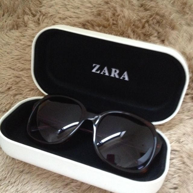 ZARA(ザラ)のZARA サングラス レディースのファッション小物(サングラス/メガネ)の商品写真