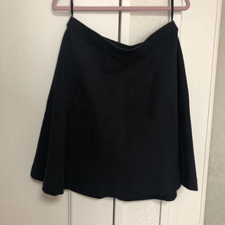 ユニクロ(UNIQLO)のUNIQLO 台形 黒のスカート Lサイズ(ひざ丈スカート)