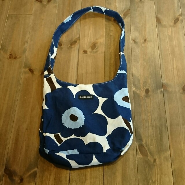 marimekko(マリメッコ)のマリメッコ斜めがけバックショルダーmarimekko北欧おしゃれマザーズトート レディースのバッグ(ショルダーバッグ)の商品写真