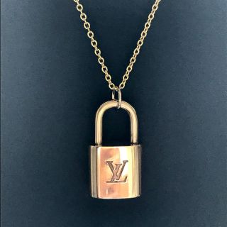 LOUIS VUITTON - 値下げ、ルイヴィトン 南京錠 カデナ ネックレス ...