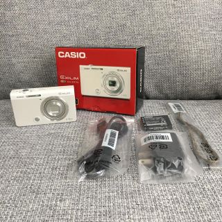 カシオ(CASIO)の5月31日迄 CASIO カシオ EXILIM EX-ZR70 ホワイト(コンパクトデジタルカメラ)
