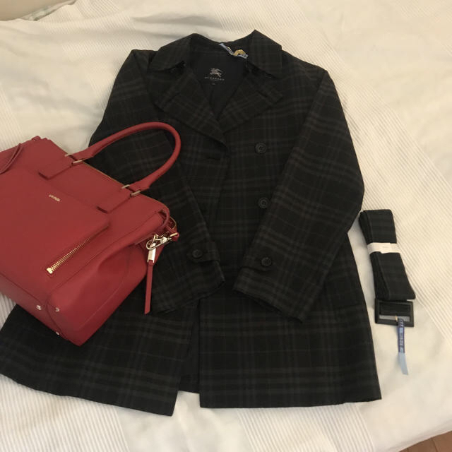 BURBERRY(バーバリー)のきゃな様専用★Burberry London★トレンチコート/レインコート レディースのジャケット/アウター(トレンチコート)の商品写真