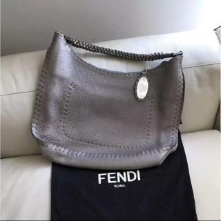 フェンディ(FENDI)のフェンディ セレリア ショルダーバッグ(ショルダーバッグ)