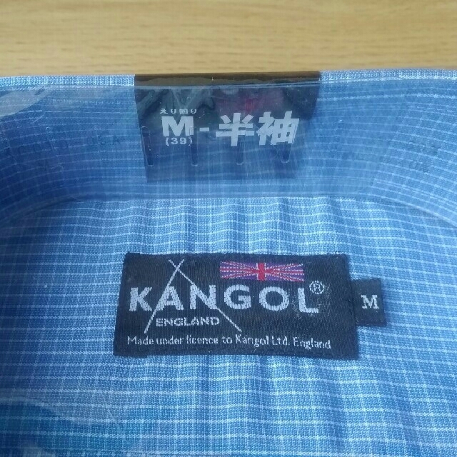 KANGOL(カンゴール)の新品✨形態安定 半袖M 青ストライプシャツ メンズのトップス(シャツ)の商品写真