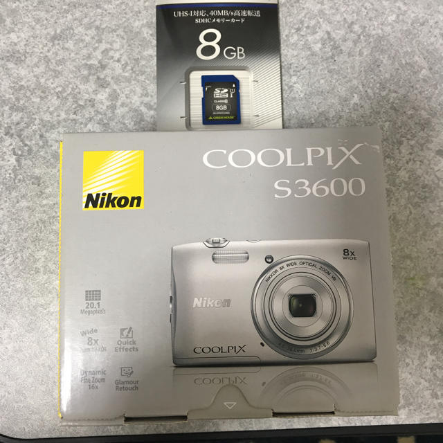 Nikon(ニコン)の新品未使用、coolpix s3600 SD付きデジカメ スマホ/家電/カメラのカメラ(コンパクトデジタルカメラ)の商品写真