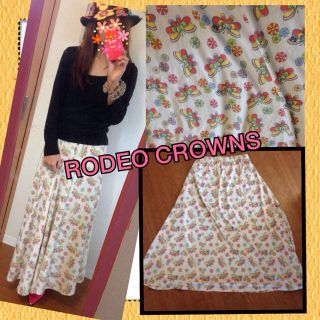 ロデオクラウンズ(RODEO CROWNS)のロデオ♡バタフライ柄 ロングスカート(ロングスカート)