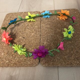 クレアーズ(claire's)の花かんむり(ヘッドドレス/ドレス)