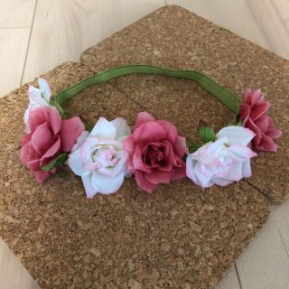 クレアーズ(claire's)の花かんむり(ヘッドドレス/ドレス)