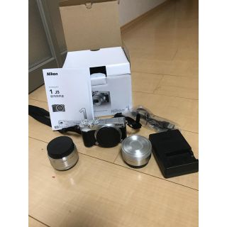 ニコン(Nikon)のnikon1 J5 ダブルレンズキット(ミラーレス一眼)