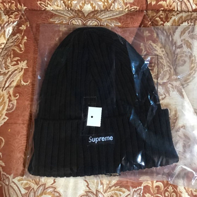 Supreme(シュプリーム)のsupreme Overdyed Ribbed Beanie 黒 black メンズの帽子(その他)の商品写真